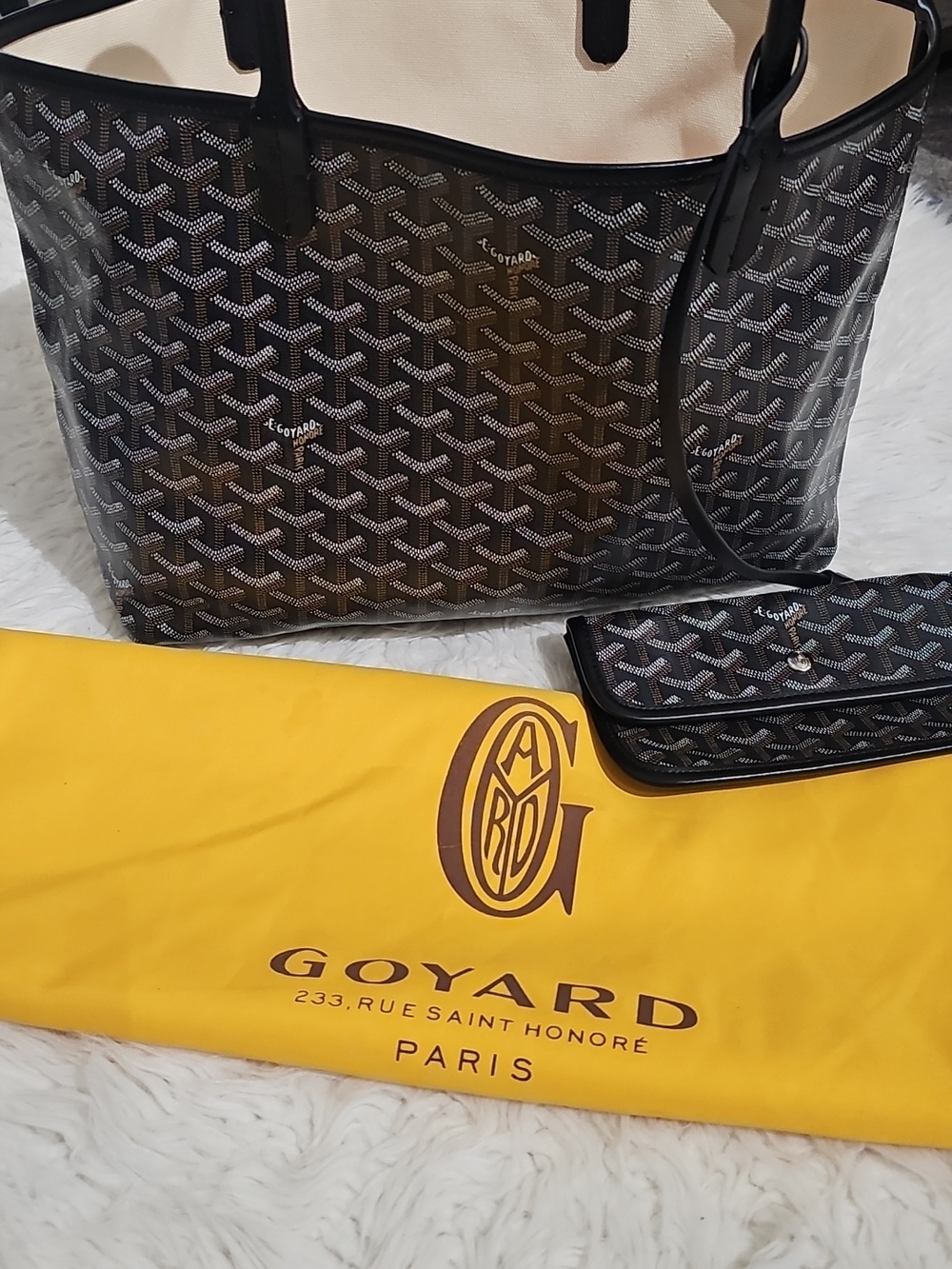 Goyard Black Patterned Tote Bag with Pouch Pre-owned - Picture 10 of 16